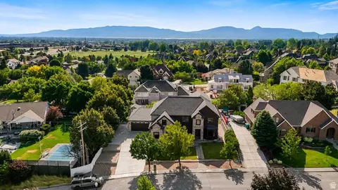 View/Area - 997 N 1560 E #60, Orem, UT 84097 photo 1 of 4