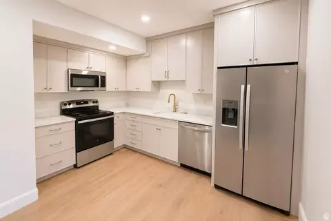 Kitchen - 997 N 1560 E #60, Orem, UT 84097 photo 3 of 3