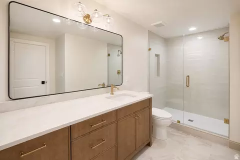 Bath - 997 N 1560 E #60, Orem, UT 84097 photo 7 of 7