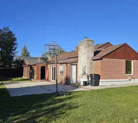 Exterior - 144 S 100 E, Mount Pleasant, UT 84647 photo 6 of 12