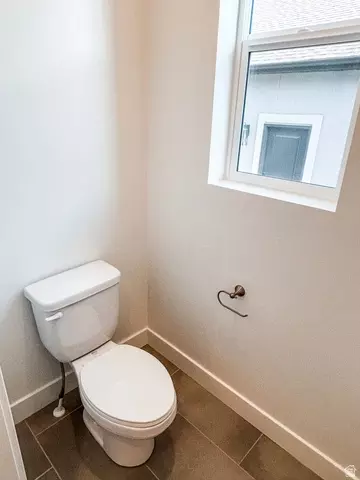 Bath - 657 N 200 E #511, Providence, UT 84332 photo 3 of 4