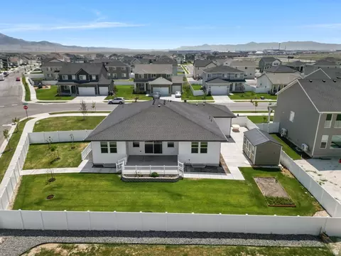 View/Area - 1611 E Cottontail Dr, Eagle Mountain, UT 84005 photo 7 of 7