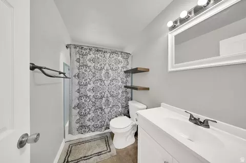 Bath - 2120 N 300 W, Sunset, UT 84015 photo 2 of 3
