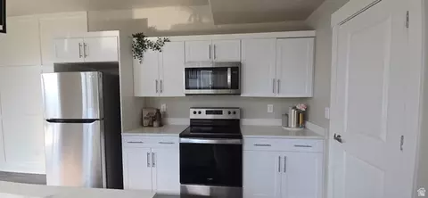 Kitchen - 1601 W 1970 S, Orem, UT 84058 photo 1 of 3