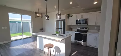 Kitchen - 1601 W 1970 S, Orem, UT 84058 photo 2 of 3