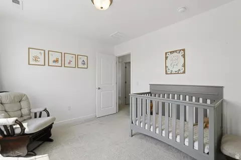 Bedroom - 1644 W Red Pine Dr, Syracuse, UT 84075 photo 6 of 8