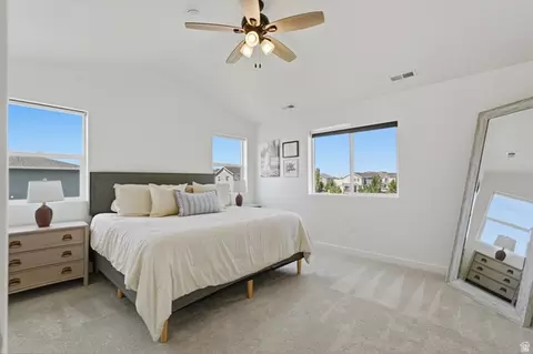 Bedroom - 1644 W Red Pine Dr, Syracuse, UT 84075 photo 4 of 8