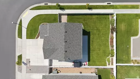 View/Area - 1644 W Red Pine Dr, Syracuse, UT 84075 photo 1 of 9