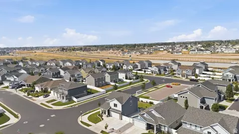 View/Area - 1644 W Red Pine Dr, Syracuse, UT 84075 photo 3 of 9