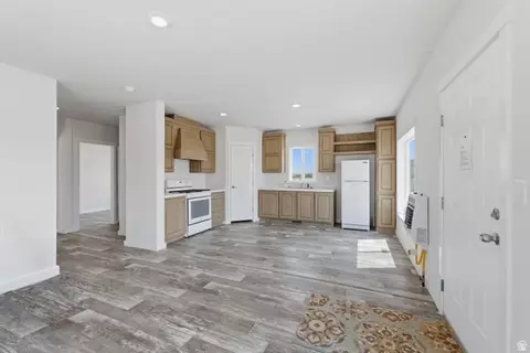 Entry Way - 32 Sevier Riv #32, Levan, UT 84639 photo 1 of 2