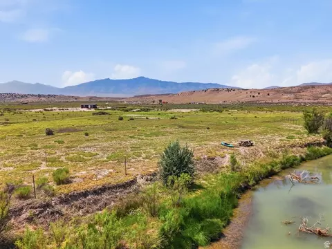 View/Area - 32 Sevier Riv #32, Levan, UT 84639 photo 5 of 5