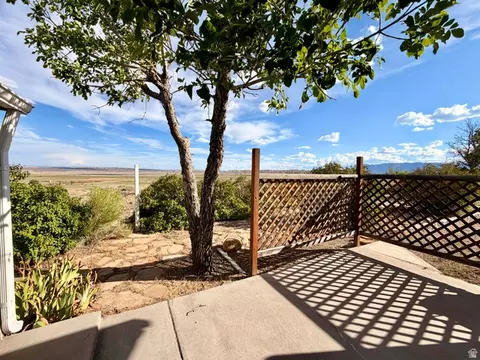 Exterior - 910 E Clawson Bench Rd, Clawson, UT 84516 photo 14 of 20