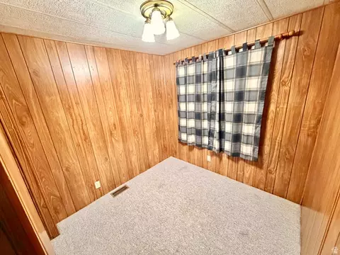 Bedroom - 910 E Clawson Bench Rd, Clawson, UT 84516 photo 1 of 8