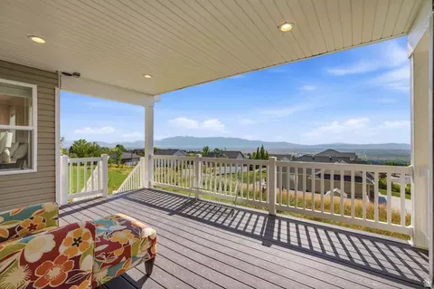 Exterior - 437 N 800 E, Hyde Park, UT 84318 photo 2 of 7