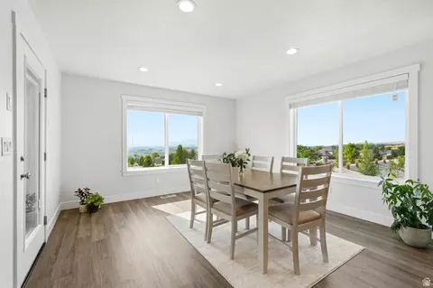 Dining - 437 N 800 E, Hyde Park, UT 84318 photo 1 of 2