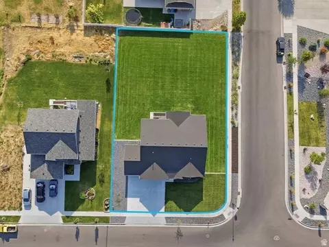 View/Area - 437 N 800 E, Hyde Park, UT 84318 photo 2 of 7