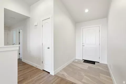 Entry Way - 437 N 800 E, Hyde Park, UT 84318 photo 1 of 4