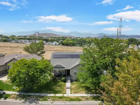 View/Area - 7743 N Rose St, Eagle Mountain, UT 84005 photo 2 of 5