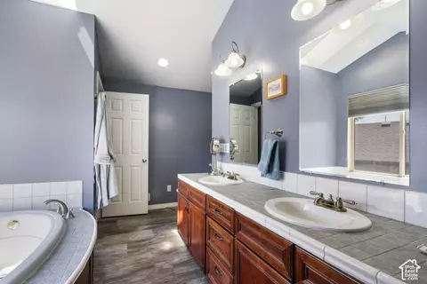 Bath - 7743 N Rose St, Eagle Mountain, UT 84005 photo 3 of 3