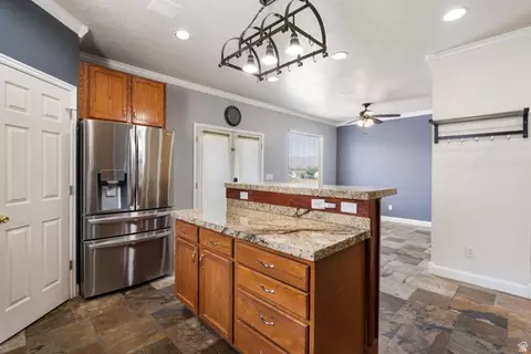 Kitchen - 7743 N Rose St, Eagle Mountain, UT 84005 photo 4 of 5