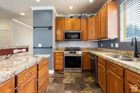 Kitchen - 7743 N Rose St, Eagle Mountain, UT 84005 photo 3 of 4