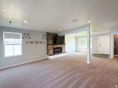 Living - 1872 S 575 E, Clearfield, UT 84015 photo 3 of 4