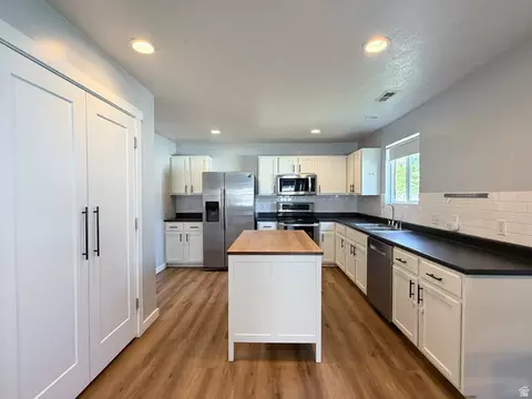 Kitchen - 1872 S 575 E, Clearfield, UT 84015 photo 3 of 4
