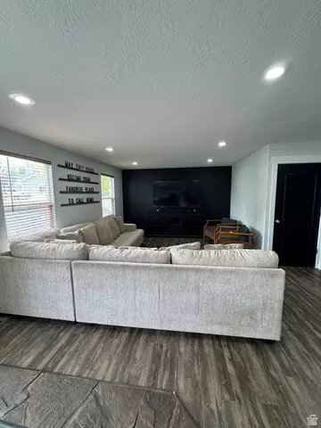 Living - 1237 S 260 W, Payson, UT 84651 photo 2 of 2