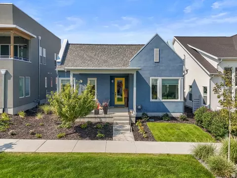 11539 S Pebble Pond Rd W #246, South Jordan, UT 84009