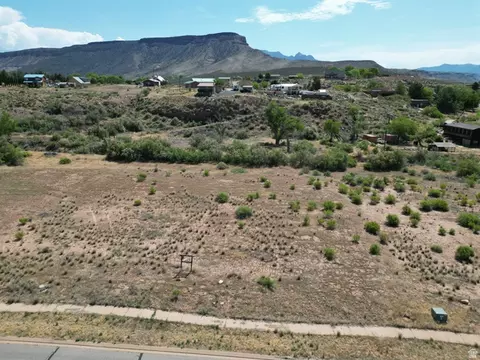 Undisclosed, Virgin, UT 84779 photo 25