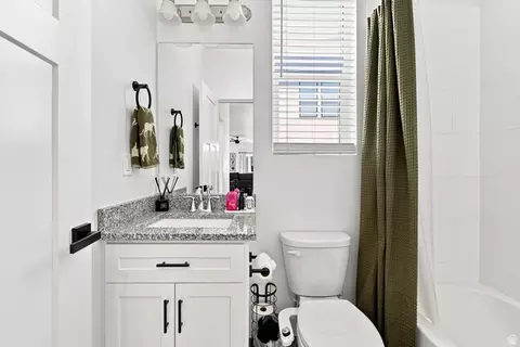 Bath - 1612 N 1300 E, Payson, UT 84651 photo 3 of 3