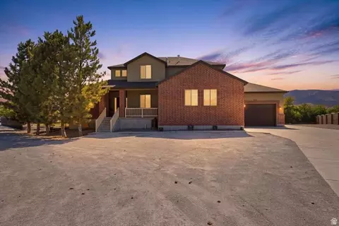 457 W Wrathall Ln, Grantsville, UT 84029
