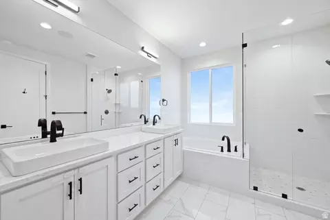 Bath - 2311 E Cobble Creek Ln, Eagle Mountain, UT 84005 photo 1 of 3