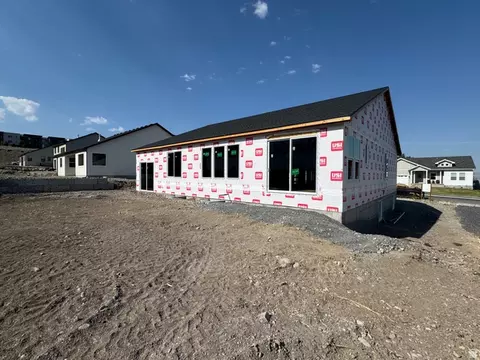 1366 N Talmage Ln, Logan, UT 84341 photo 3