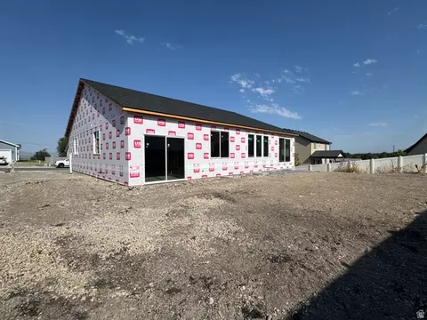 1366 N Talmage Ln, Logan, UT 84341 photo 2