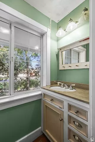 Bath - 230 Temple View Dr, River Heights, UT 84321 photo 1 of 6