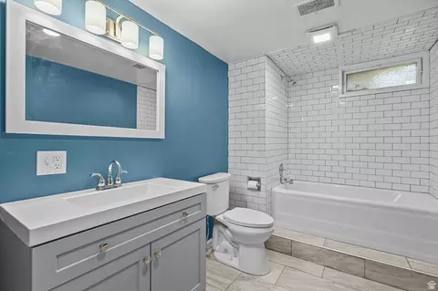 Bath - 230 Temple View Dr, River Heights, UT 84321 photo 6 of 6
