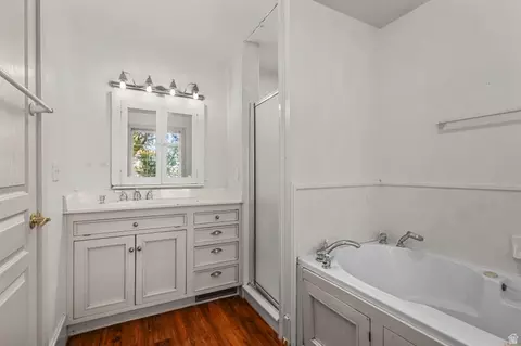 Bath - 230 Temple View Dr, River Heights, UT 84321 photo 3 of 6