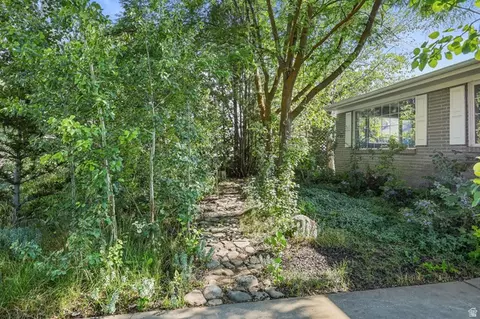 Exterior - 230 Temple View Dr, River Heights, UT 84321 photo 6 of 12