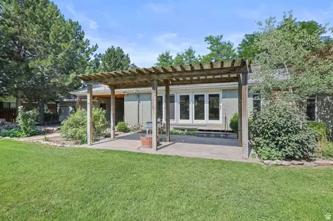 Exterior - 230 Temple View Dr, River Heights, UT 84321 photo 9 of 12