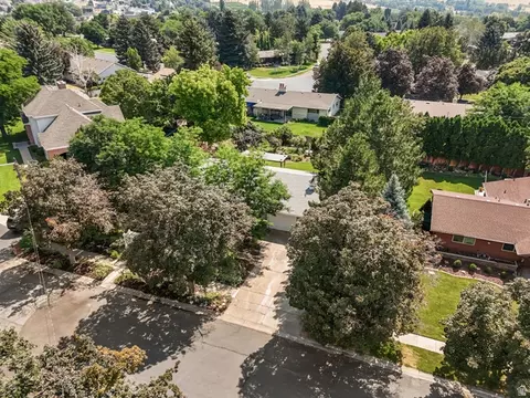 View/Area - 230 Temple View Dr, River Heights, UT 84321 photo 1 of 7