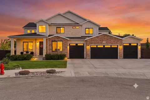 10676 S Urban Ridge Cv W, South Jordan, UT 84095