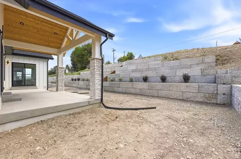 Exterior - 793 N 150 E, American Fork, UT 84003 photo 7 of 8