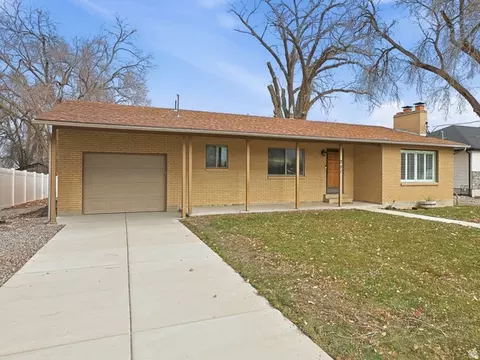 251 E Clark St E, Grantsville, UT 84029