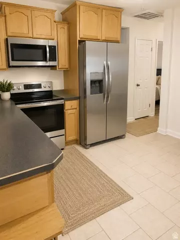 Kitchen - 357 E 4090 S, Murray, UT 84107 photo 1 of 3