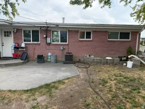 Exterior - 357 E 4090 S, Murray, UT 84107 photo 3 of 5