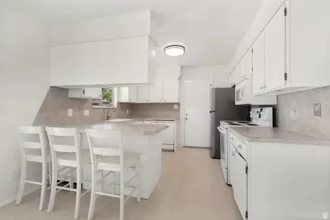 Kitchen - 619 E 445 S, Orem, UT 84097 photo 1 of 2