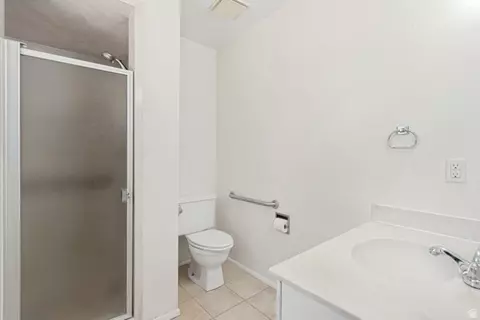 Bath - 619 E 445 S, Orem, UT 84097 photo 2 of 3