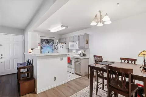 Dining - 650 S Main St #4104, Bountiful, UT 84010 photo 1 of 2