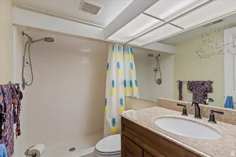 Bath - 650 S Main St #4104, Bountiful, UT 84010 photo 2 of 2